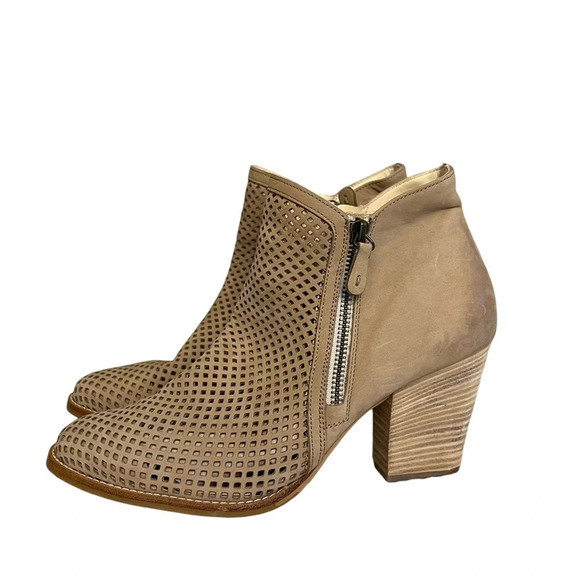 Paul Green Bonzai Perforated Nubuck Ankle Bootie Beige UK 5.5 US 8 Fall Boho - Picture 7 of 8